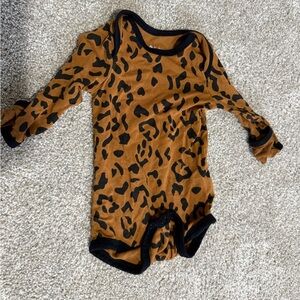 Kyte BABY 0-3 Leopard Bodysuit